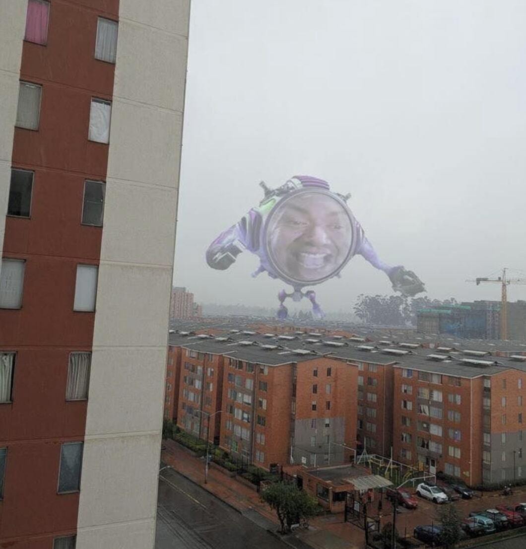 Spy Kids robot villain guy walking through a city